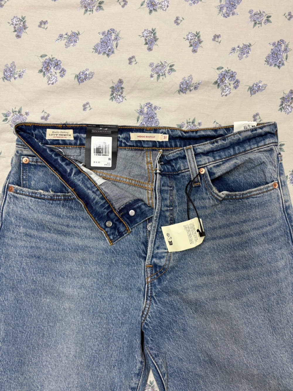 Levi's Light Blue Bootcut Women's Jeans
